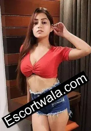 Aditi Delhi escort work dinner in Electronic City EscortWala